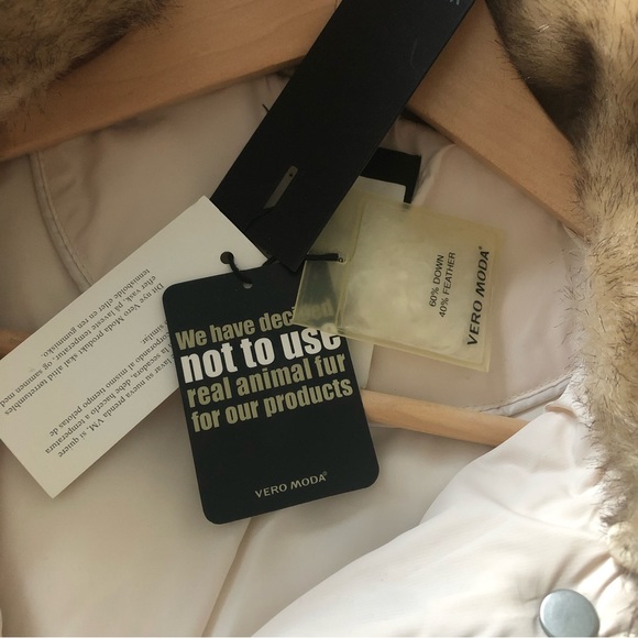 Vero Moda down-filled winter coat - Picture 10 of 13